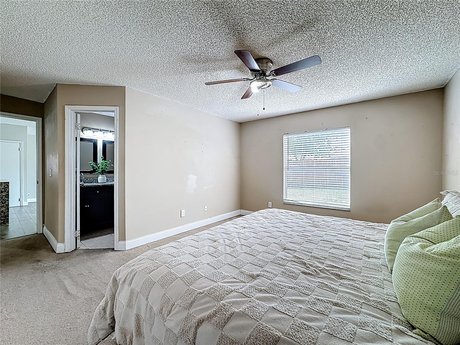 Image 20 of 35 For 6582 Meritmoor Circle