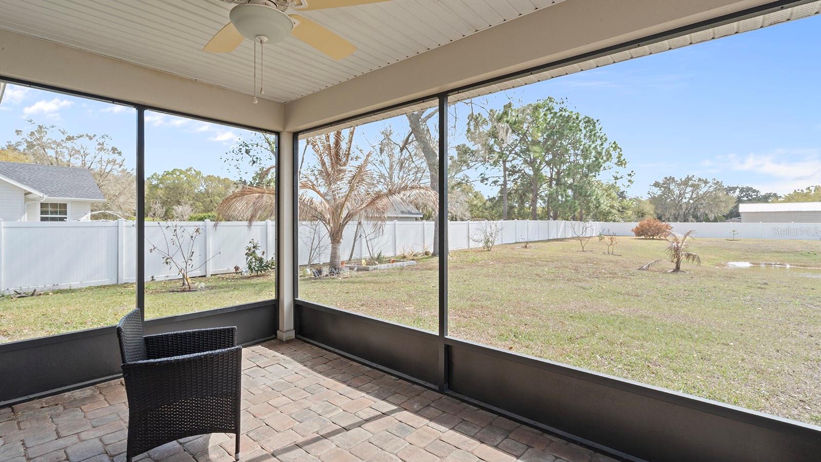 Image 23 of 38 For 4840 Old Oak Trail