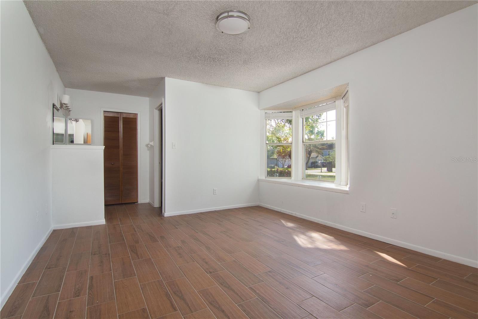 Image 11 of 18 For 7613 Pacific Heights Circle