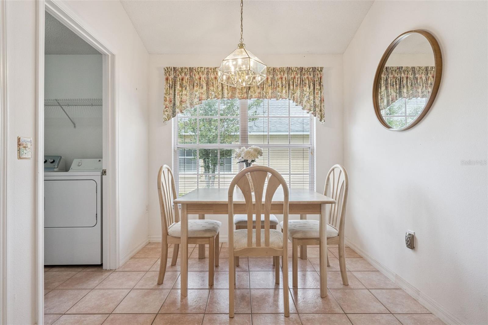 Image 11 of 44 For 2631 Star Lake View Drive