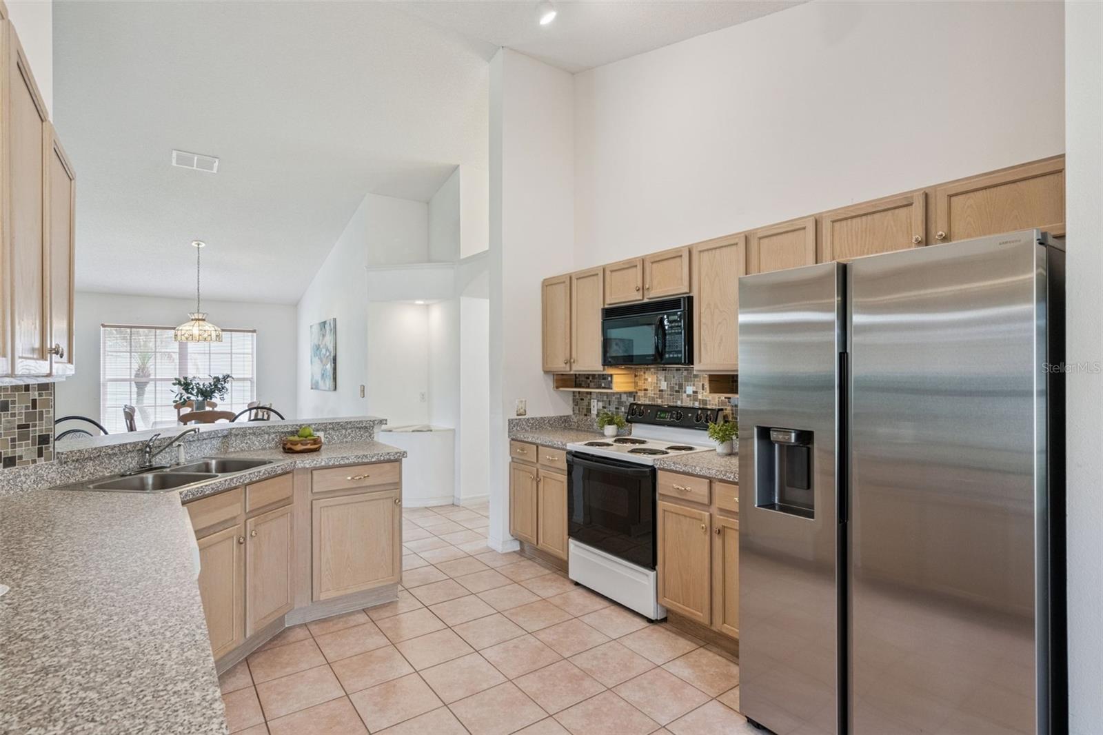 Image 16 of 44 For 2631 Star Lake View Drive