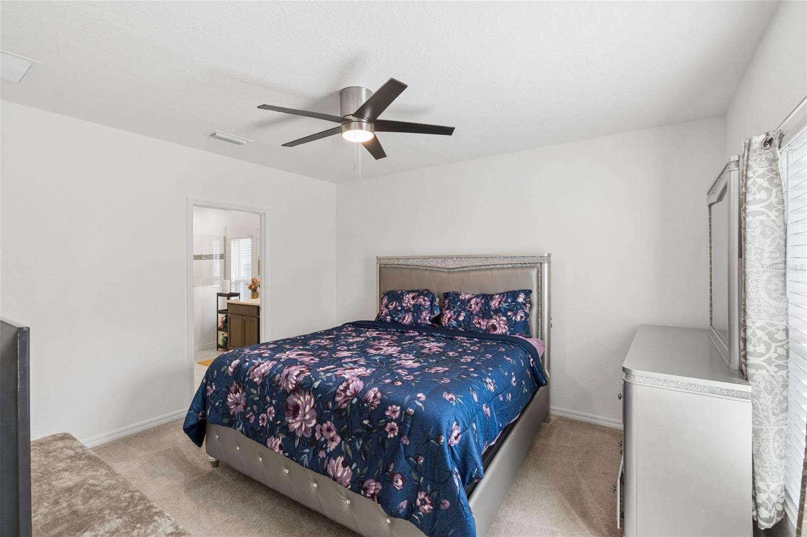 Image 14 of 34 For 687 Campo Lane