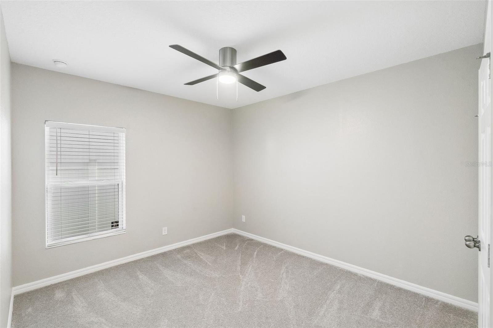 Image 25 of 34 For 687 Campo Lane