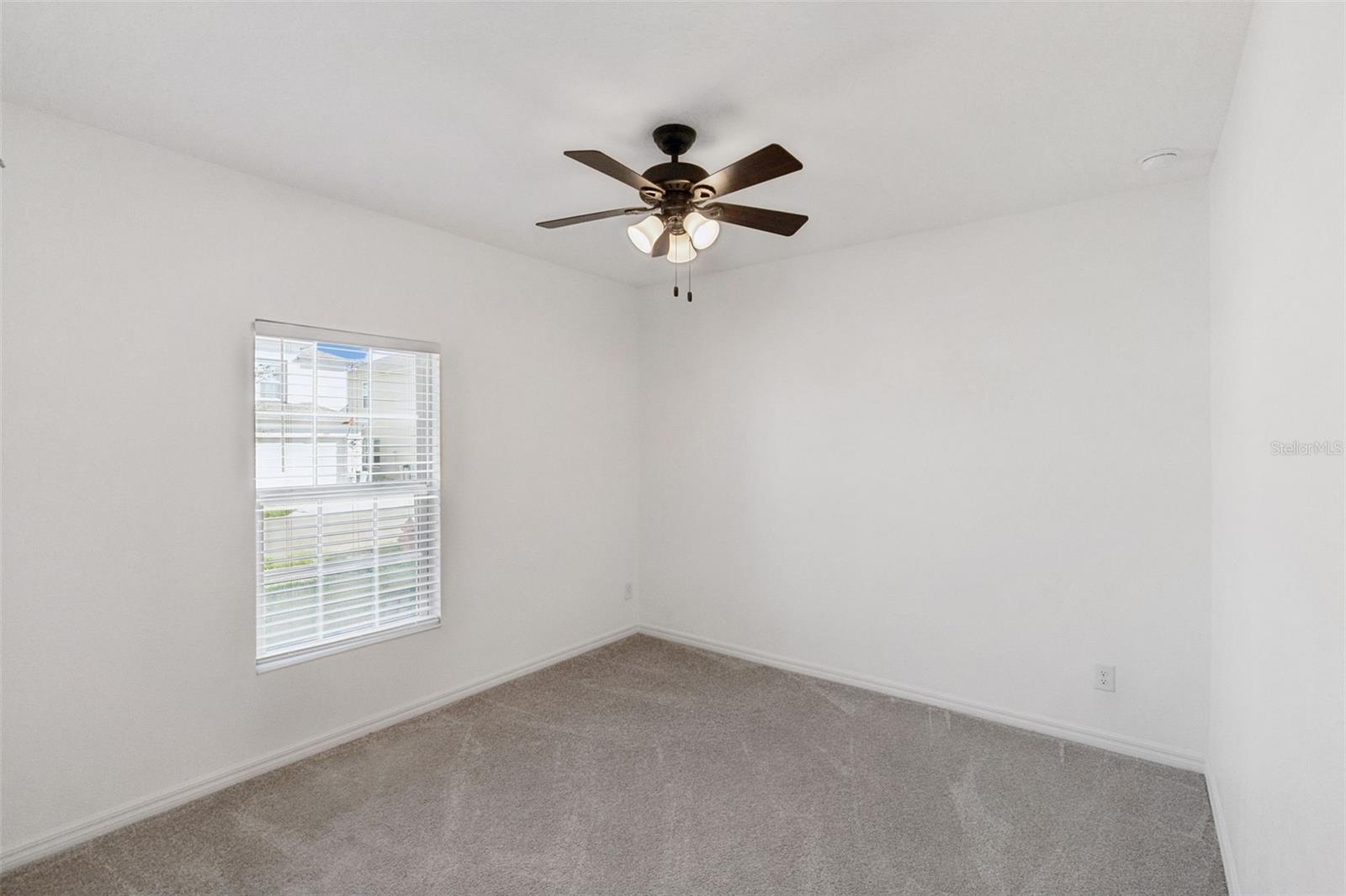 Image 27 of 34 For 687 Campo Lane