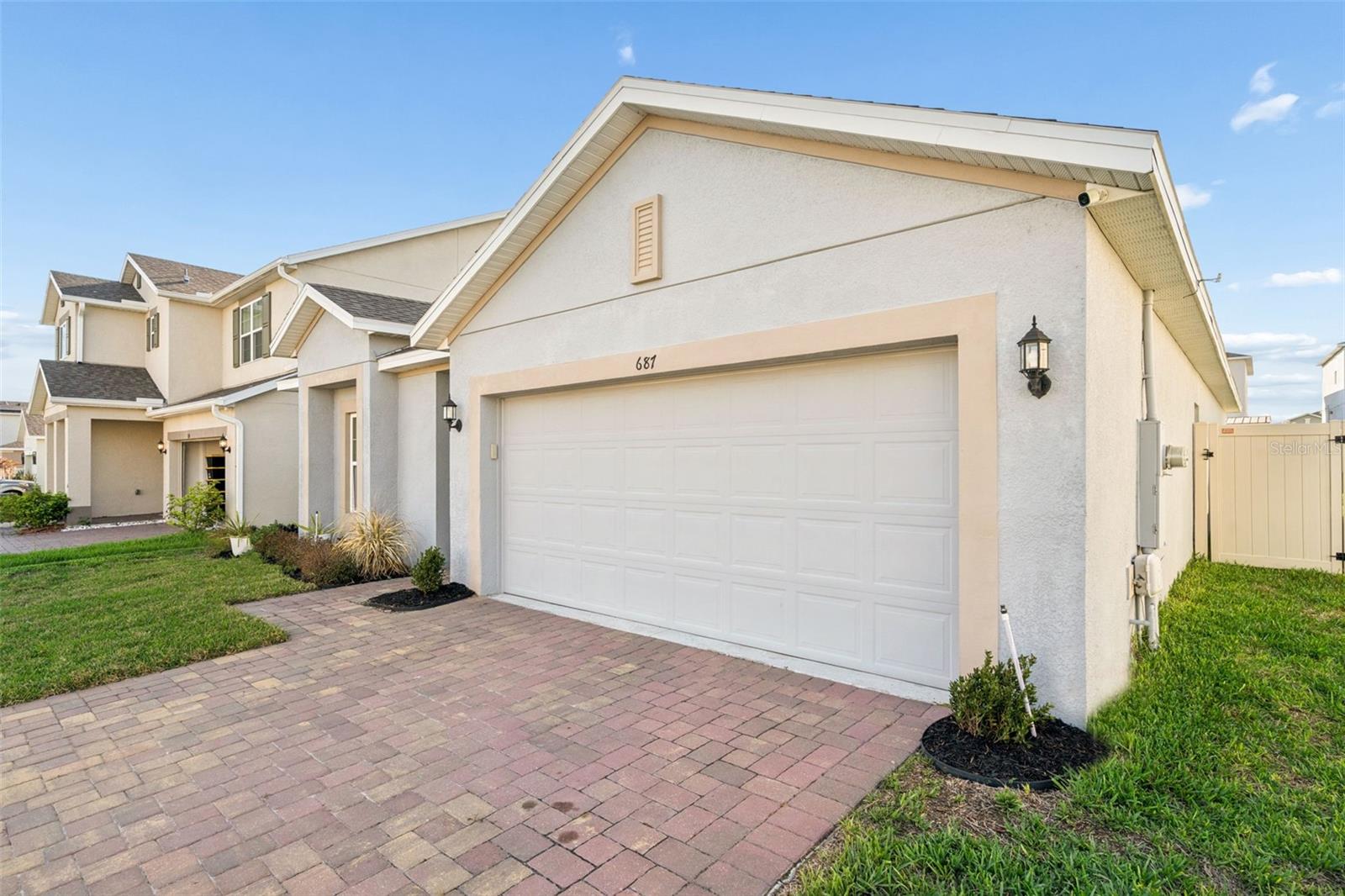 Image 4 of 34 For 687 Campo Lane