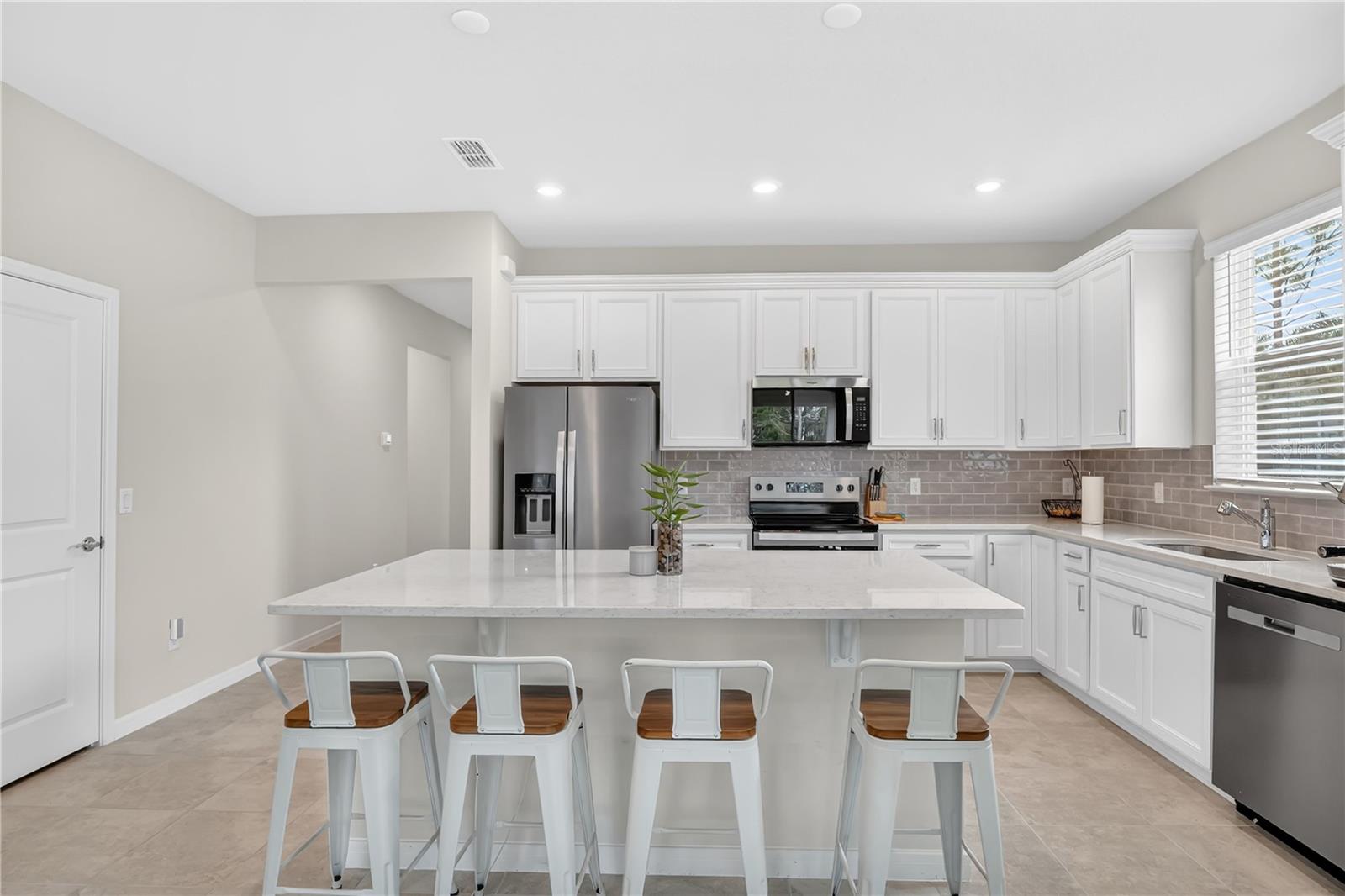 Image 3 of 25 For 3021 Green Park Drive