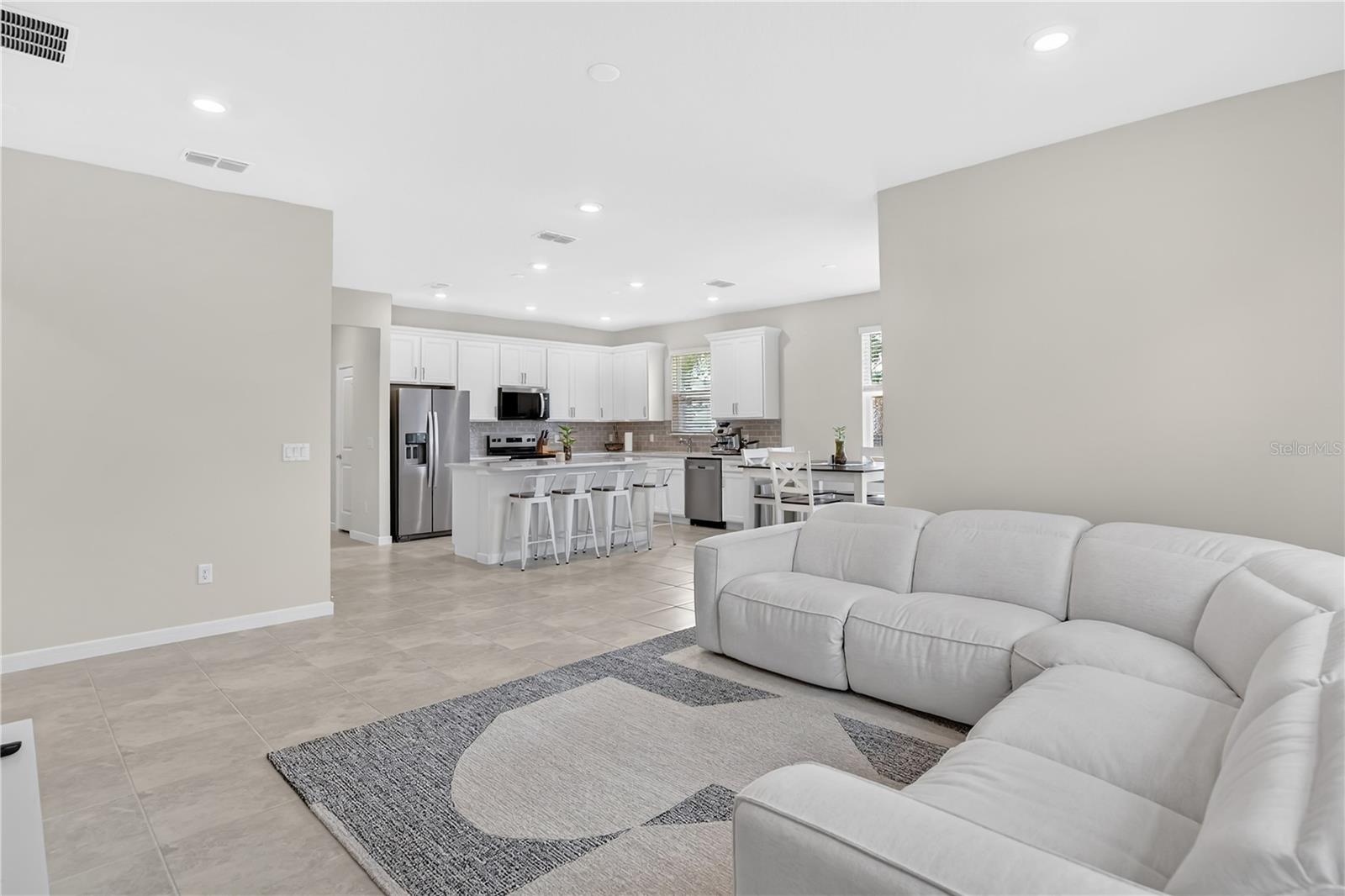 Image 5 of 25 For 3021 Green Park Drive