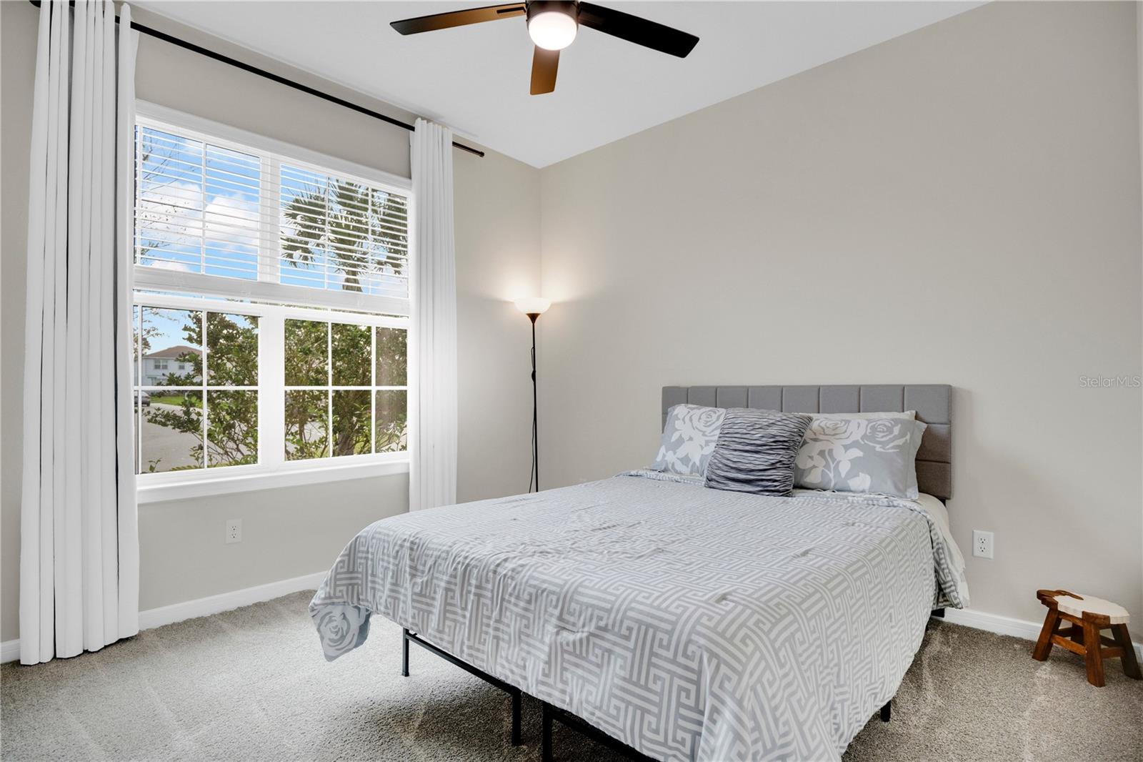 Image 8 of 25 For 3021 Green Park Drive