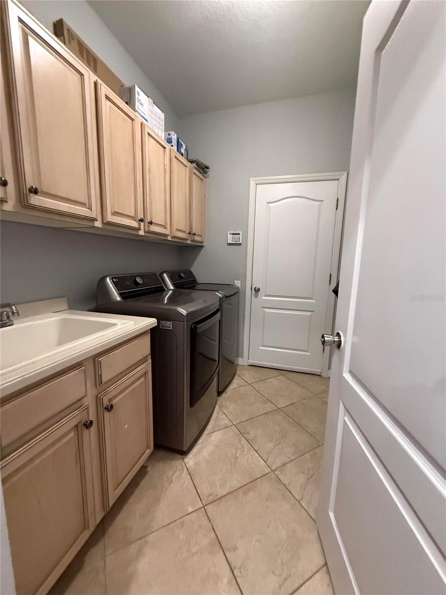 Image 20 of 23 For 14238 Beauly Circle