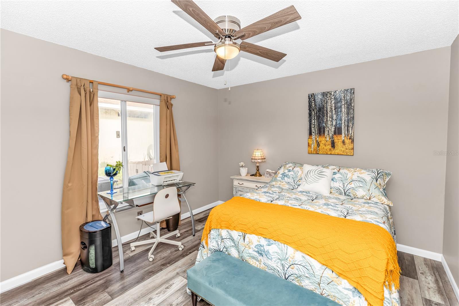 Image 19 of 38 For 105 Breezewood Drive