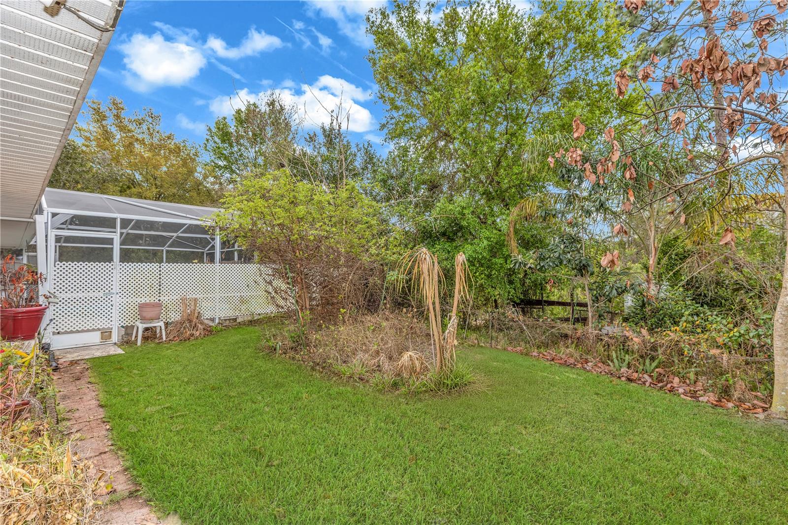 Image 26 of 38 For 105 Breezewood Drive