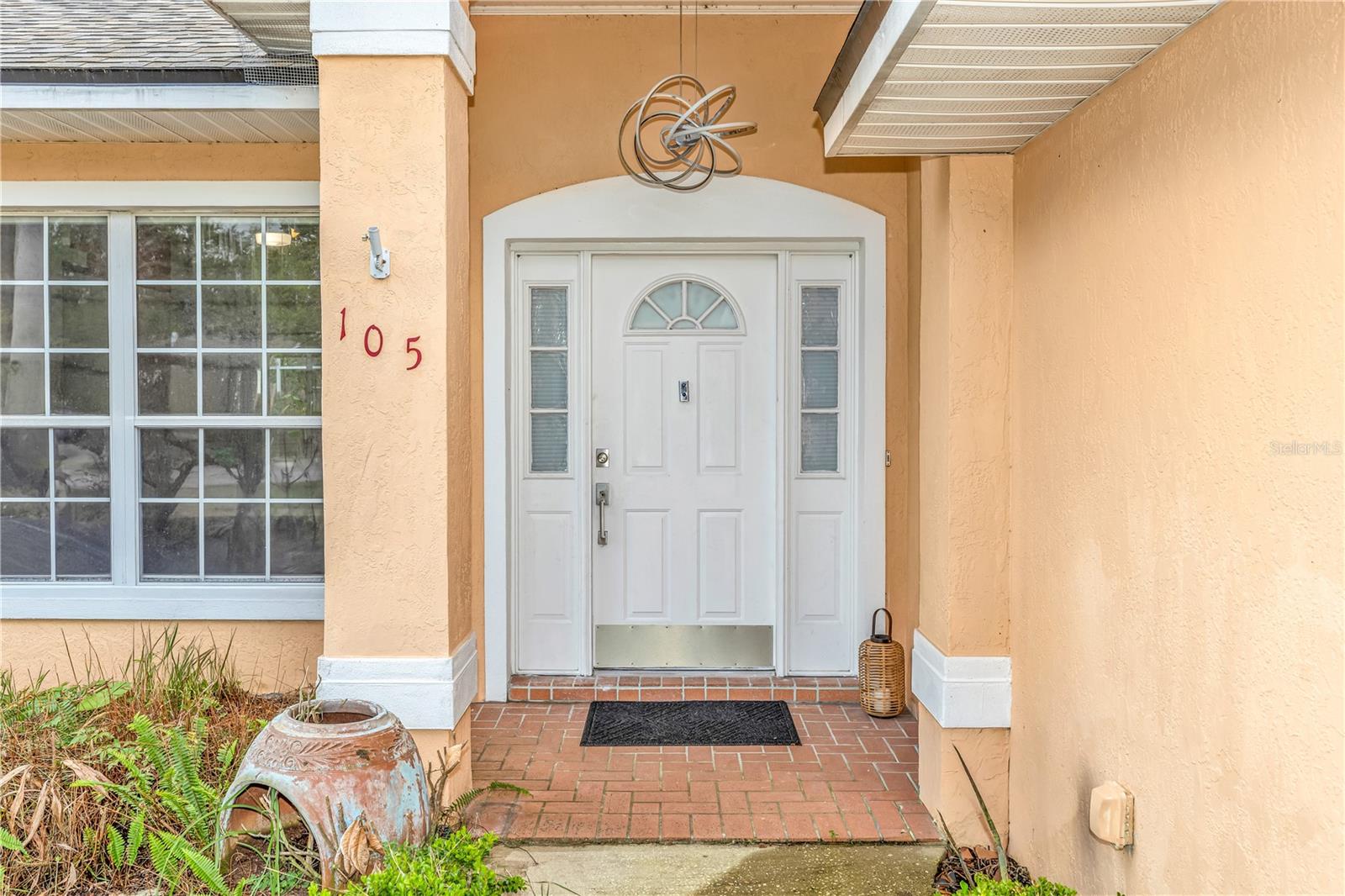 Image 27 of 38 For 105 Breezewood Drive