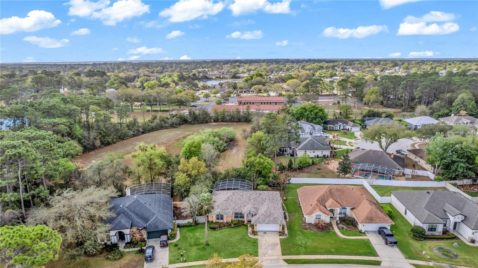 Image 31 of 38 For 105 Breezewood Drive