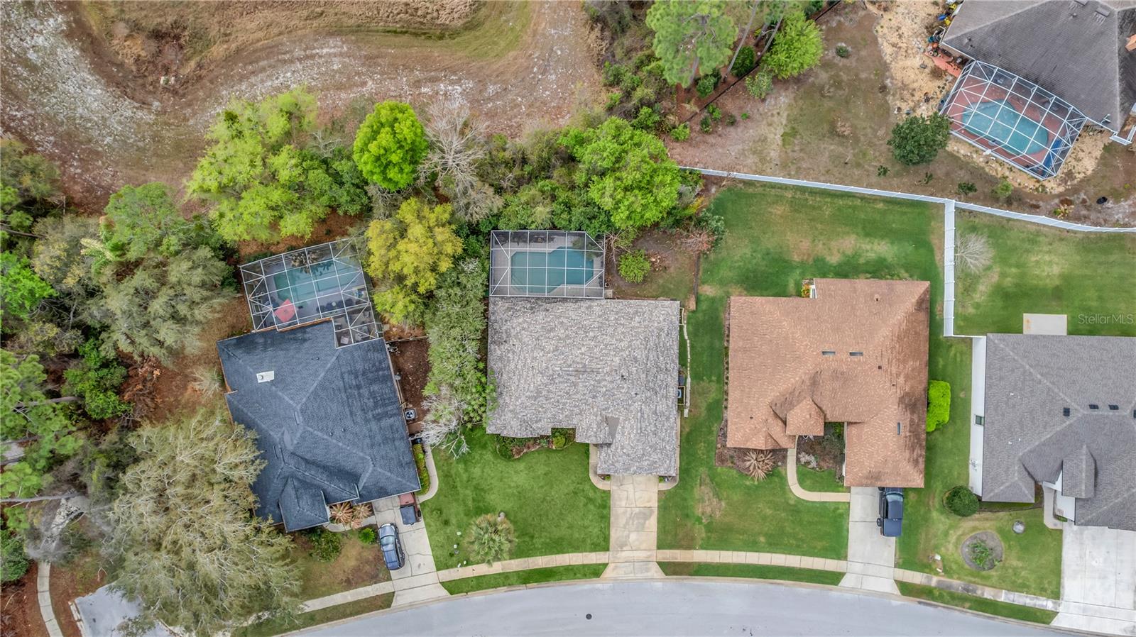 Image 32 of 38 For 105 Breezewood Drive