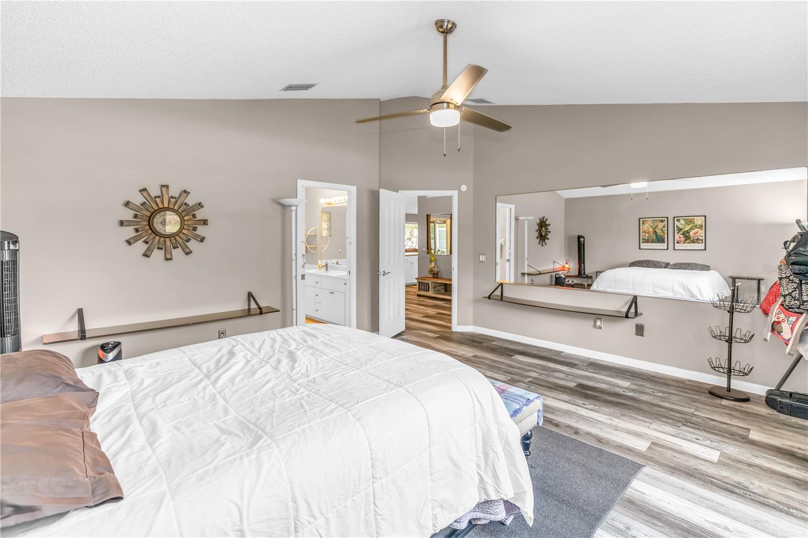 Image 7 of 38 For 105 Breezewood Drive