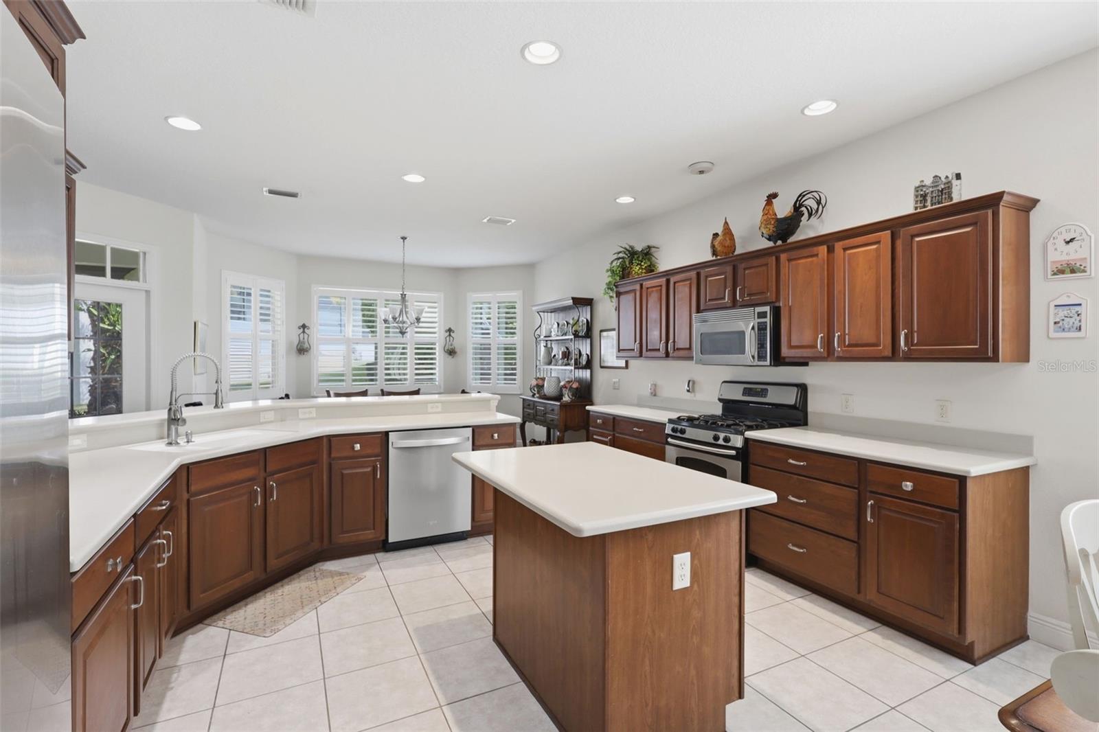 Image 22 of 42 For 1607 Mount Croghan Trail