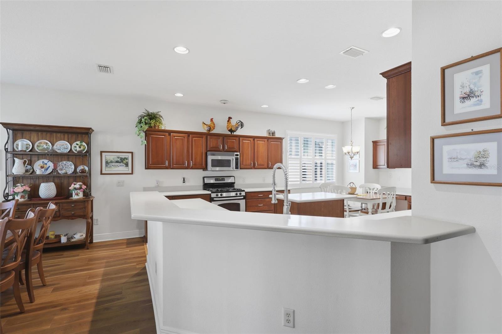 Image 26 of 42 For 1607 Mount Croghan Trail