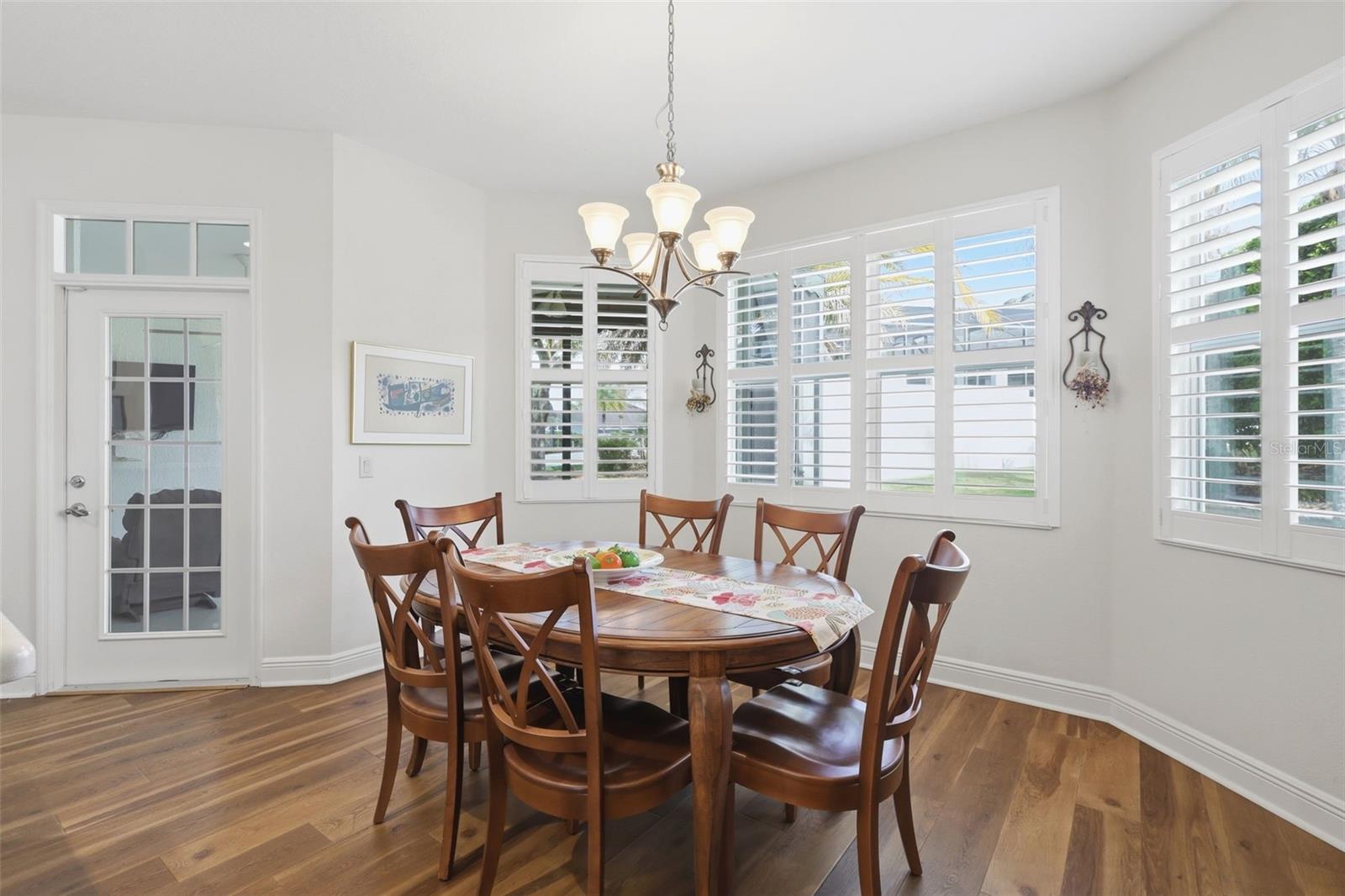 Image 27 of 42 For 1607 Mount Croghan Trail