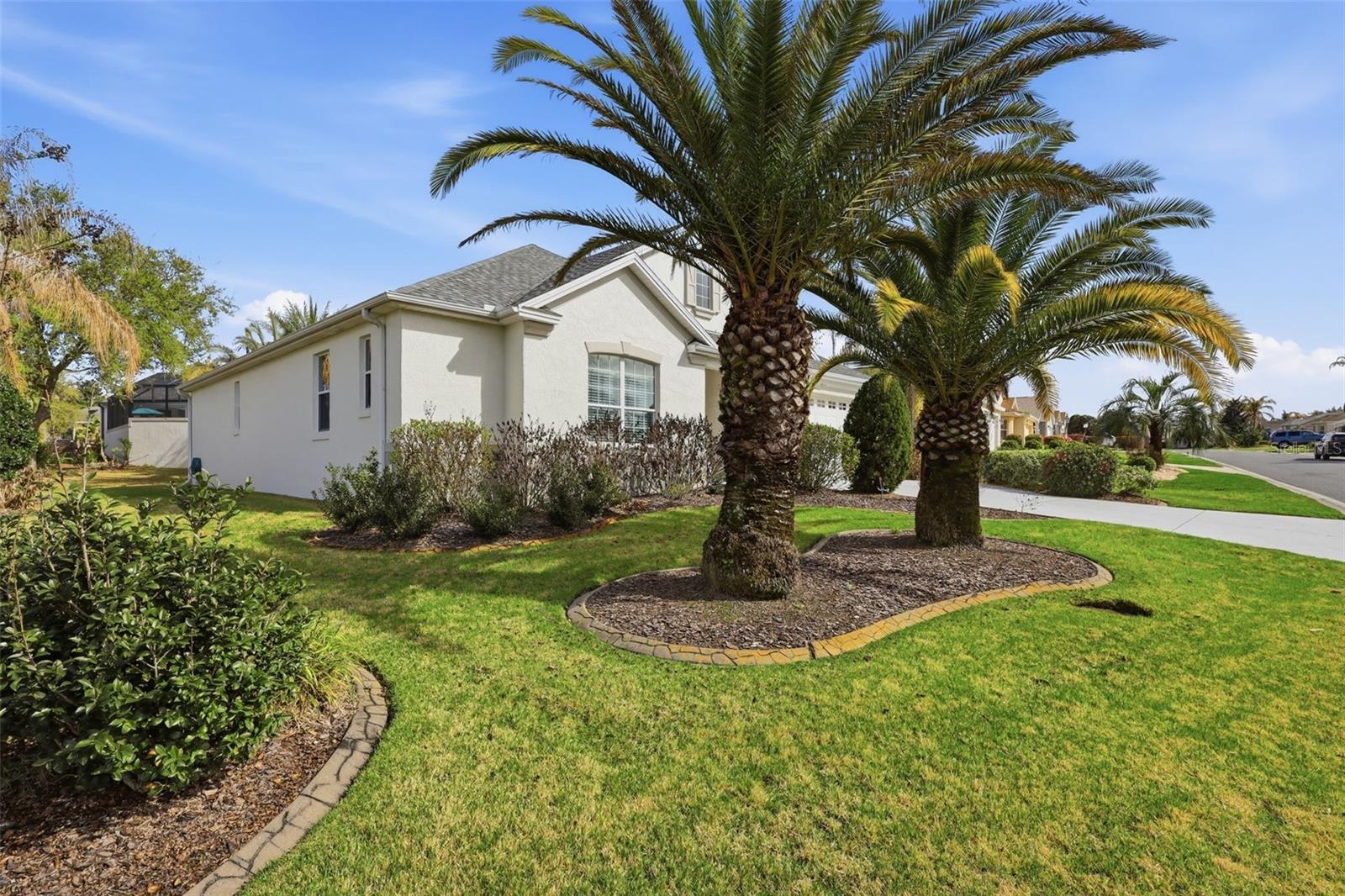 Image 6 of 42 For 1607 Mount Croghan Trail