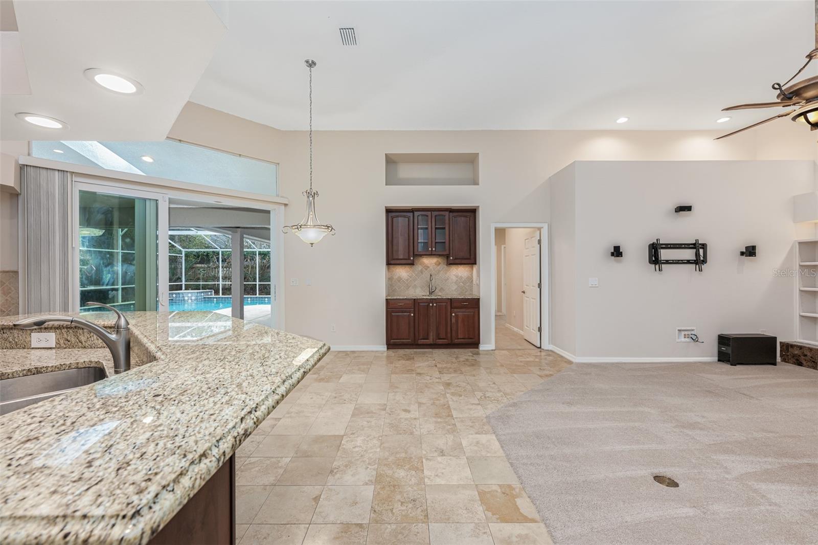 Image 23 of 59 For 1692 Wingspan Way