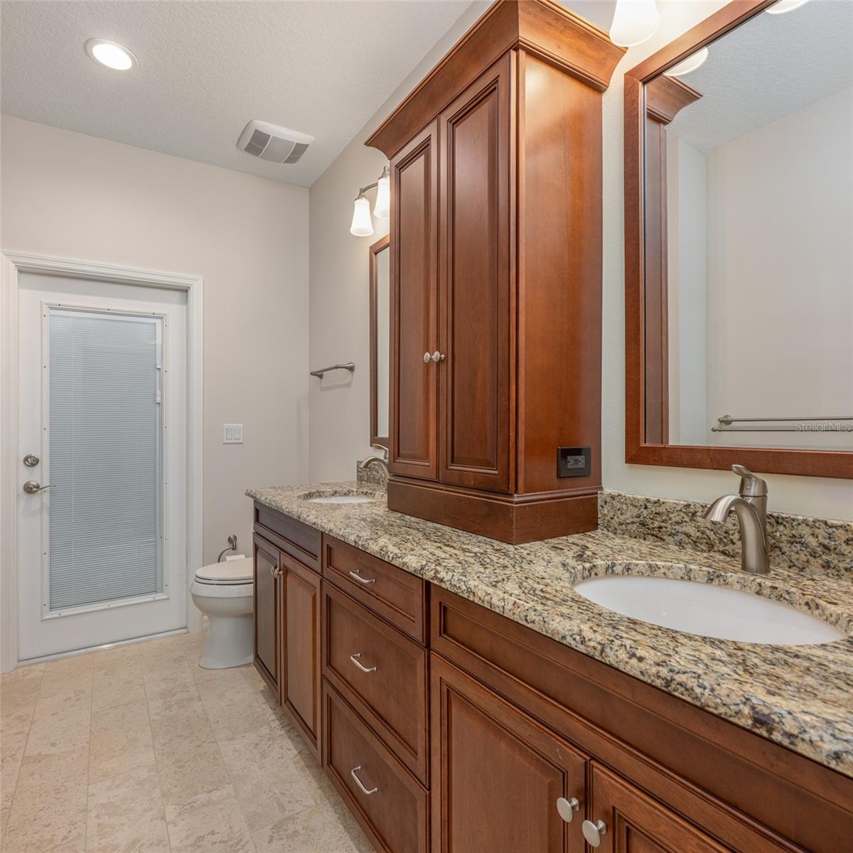 Image 45 of 59 For 1692 Wingspan Way