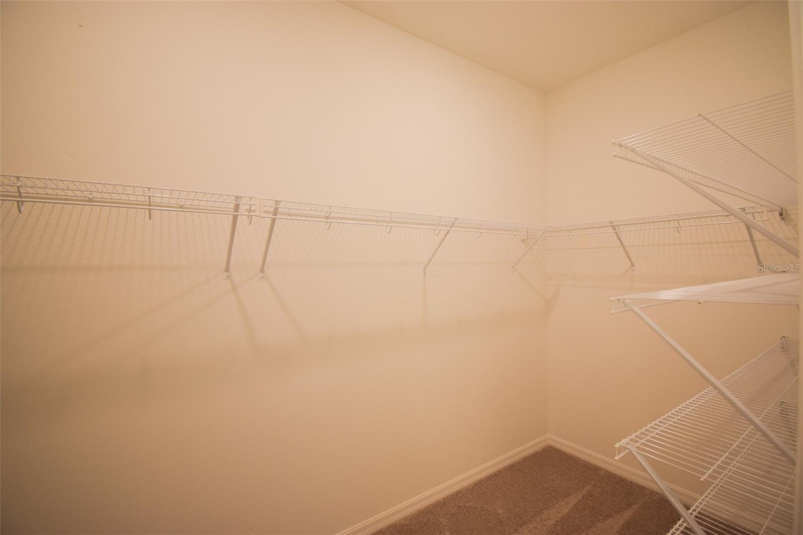 Image 21 of 39 For 2370 Lancashire Street