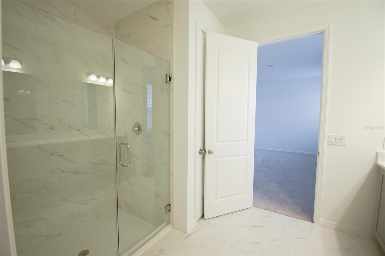 Image 23 of 39 For 2370 Lancashire Street