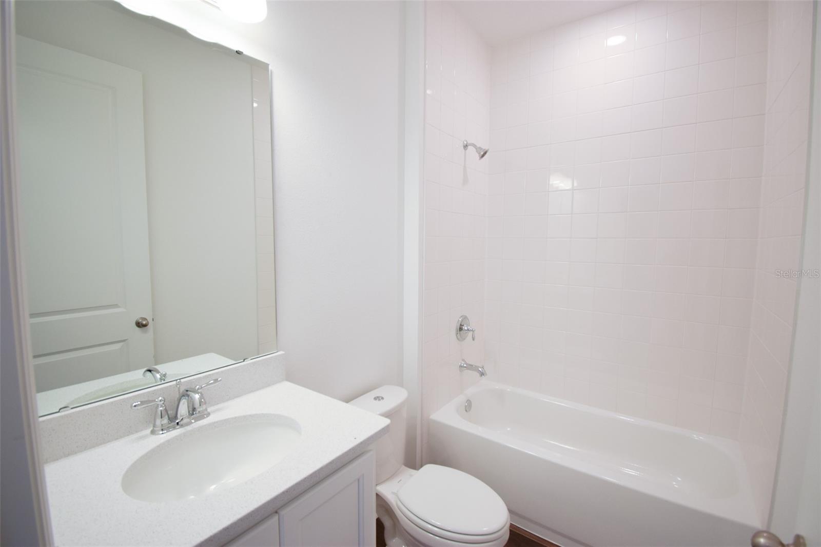 Image 25 of 39 For 2370 Lancashire Street