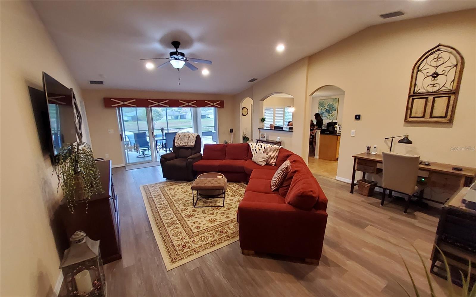 Image 10 of 27 For 26657 Manassas Drive