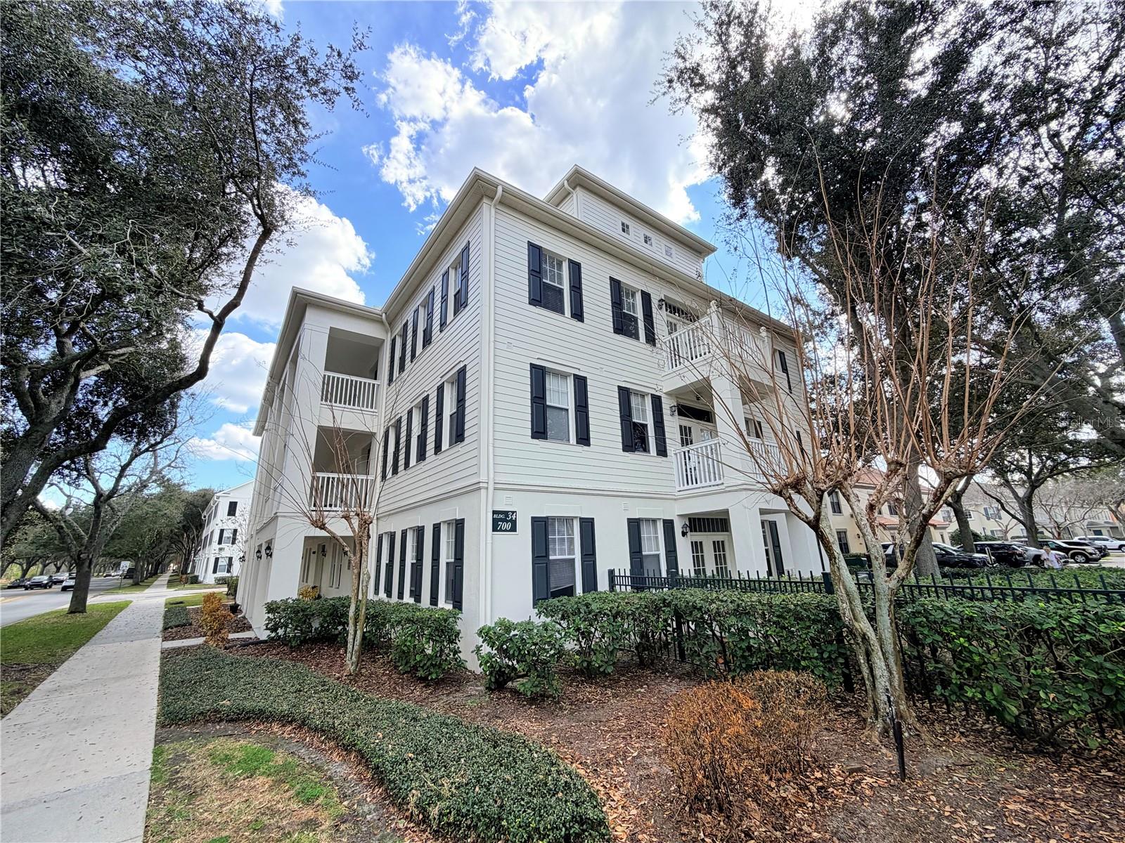 Image 2 of 35 For 700 Siena Palm Drive 305