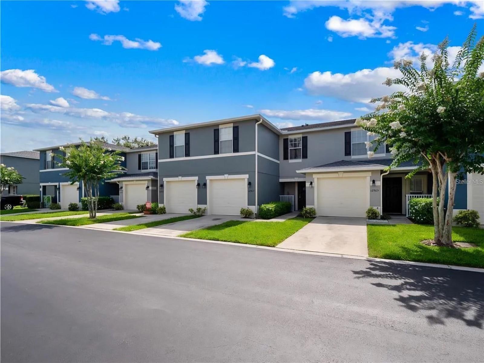 Image 2 of 17 For 12747 Somerset Oaks Street