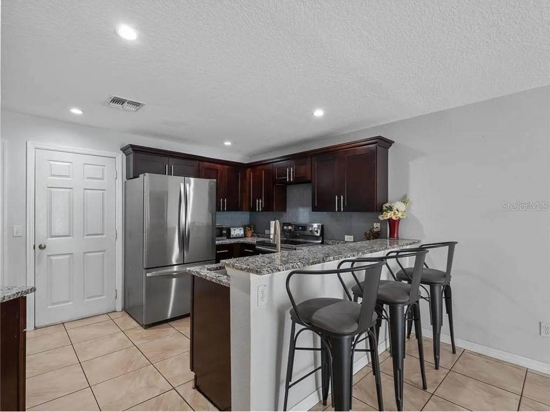 Image 5 of 17 For 12747 Somerset Oaks Street