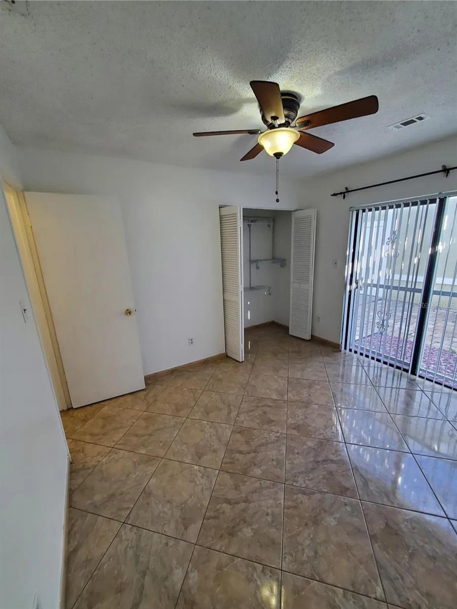 Image 5 of 12 For 8620 Drayton Court