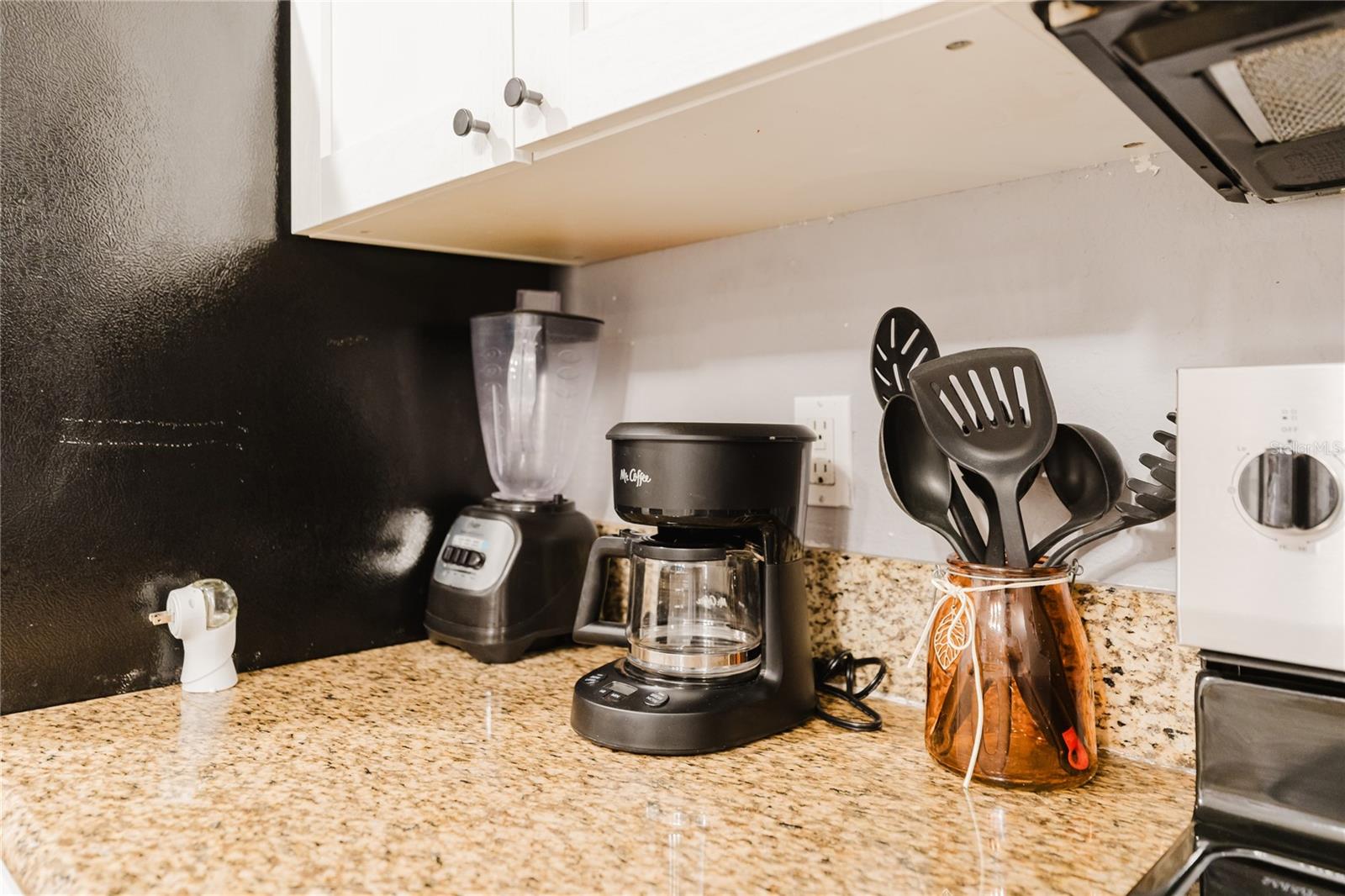 Image 26 of 41 For 5120 Conroy Rd 18