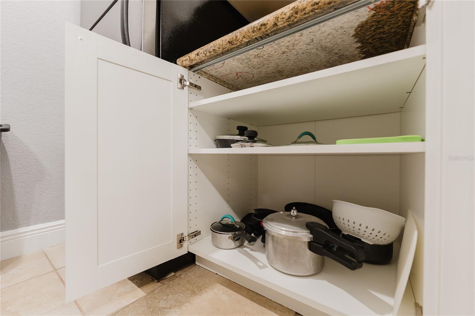 Image 28 of 41 For 5120 Conroy Rd 18