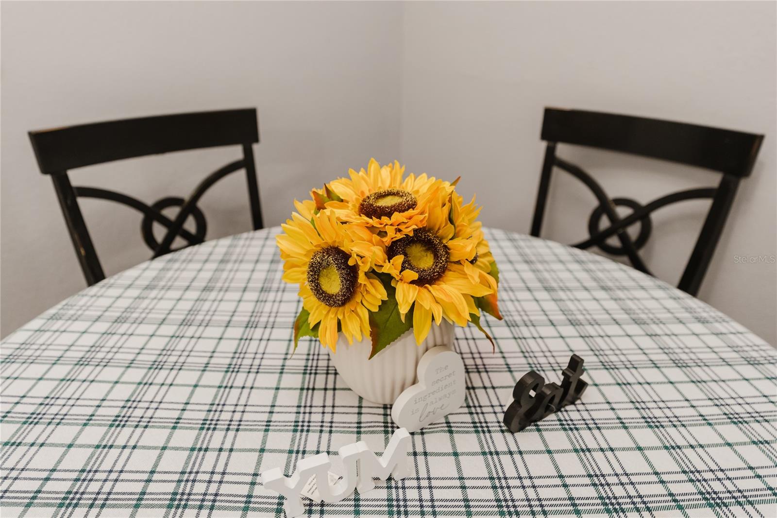 Image 32 of 41 For 5120 Conroy Rd 18