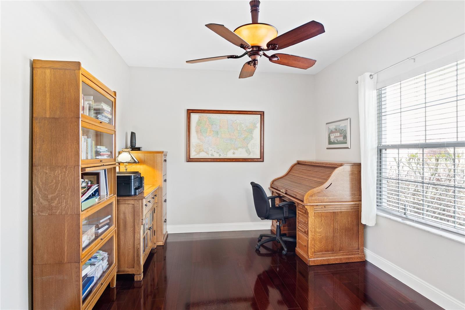 Image 10 of 49 For 218 Towhee Road