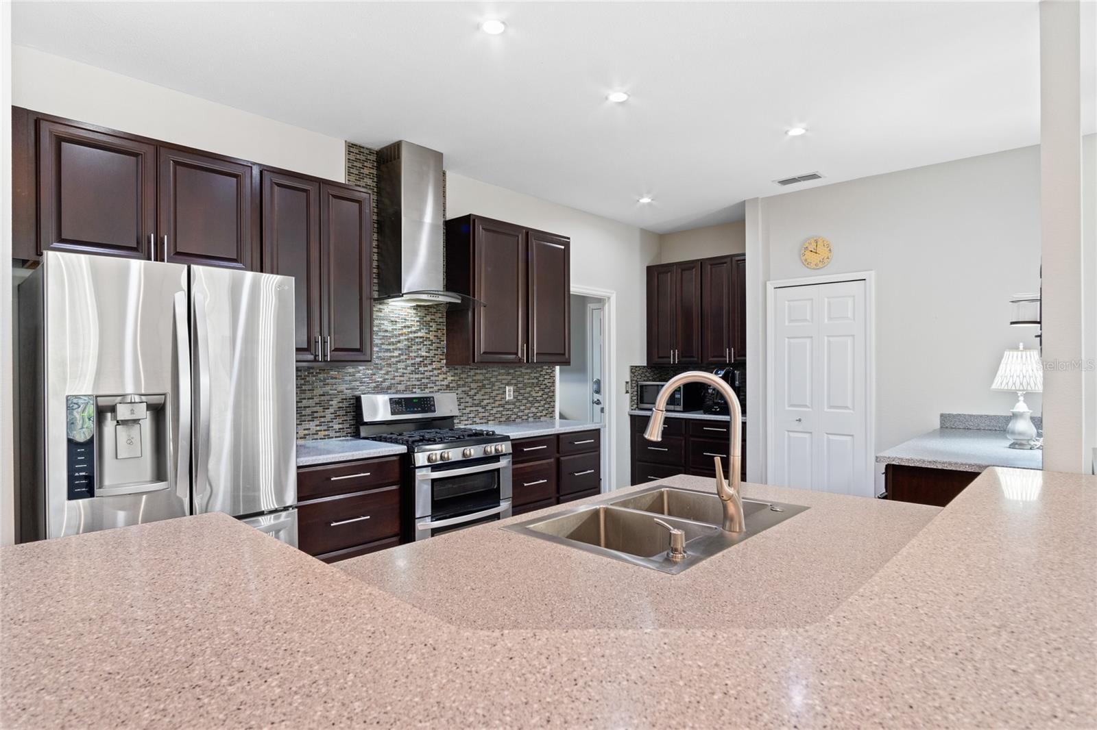 Image 13 of 49 For 218 Towhee Road