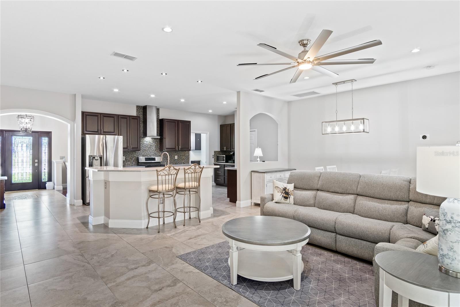 Image 22 of 49 For 218 Towhee Road