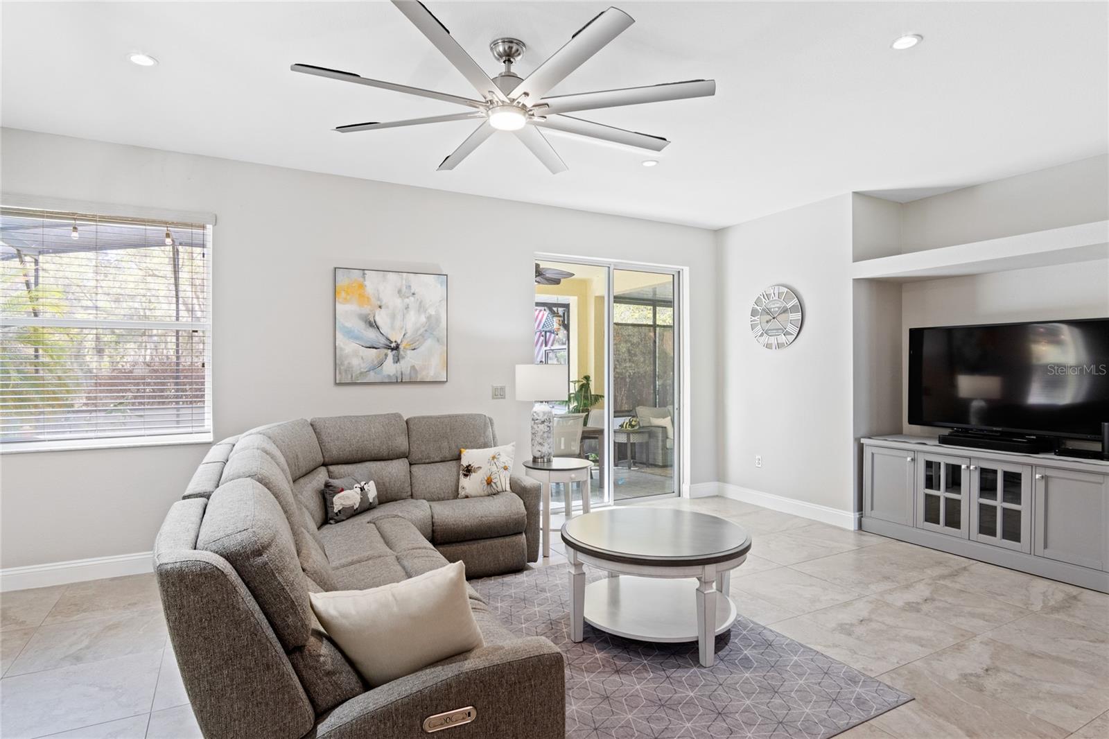 Image 25 of 49 For 218 Towhee Road