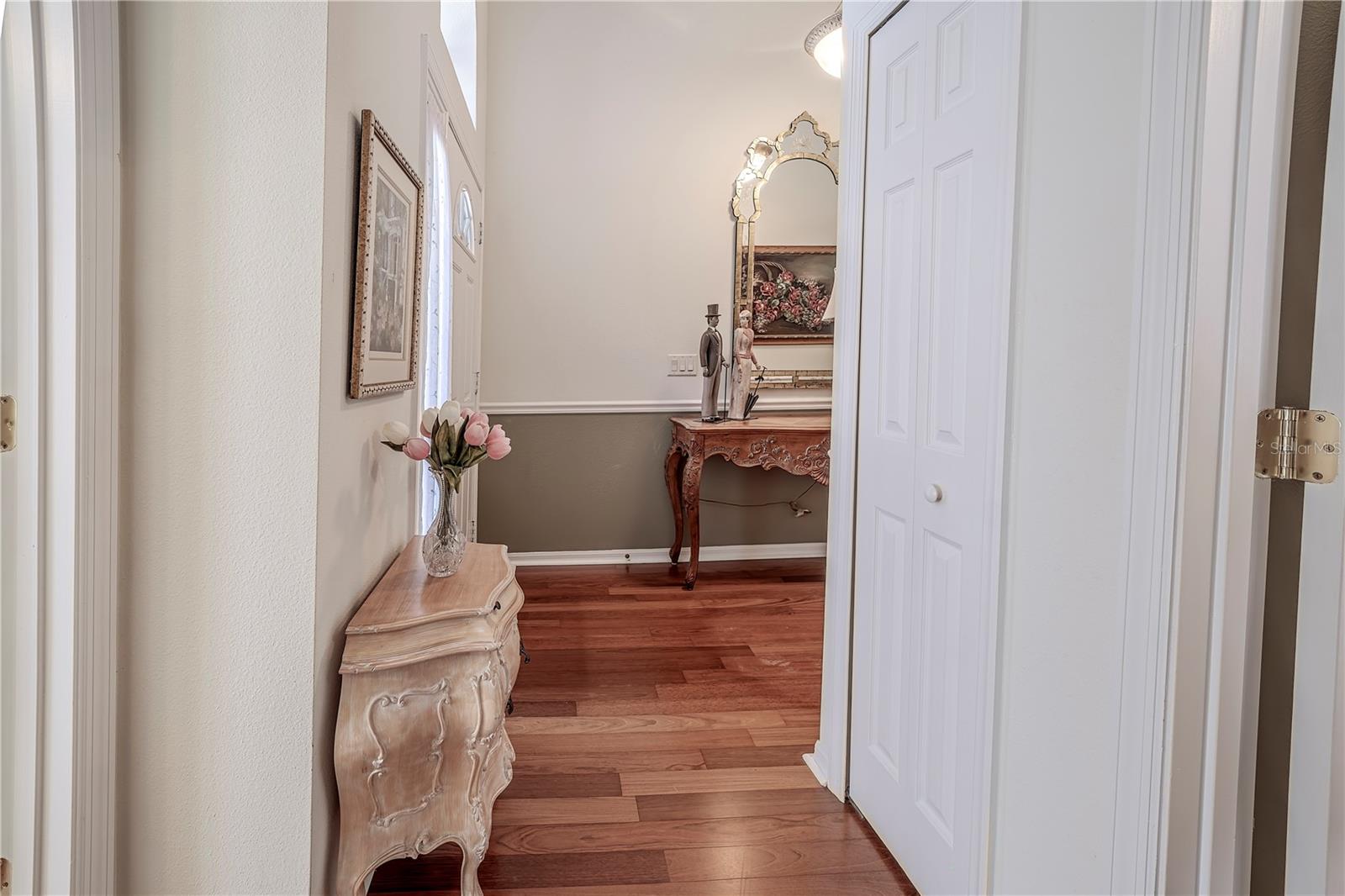 Image 24 of 30 For 583 Lisa Karen Circle