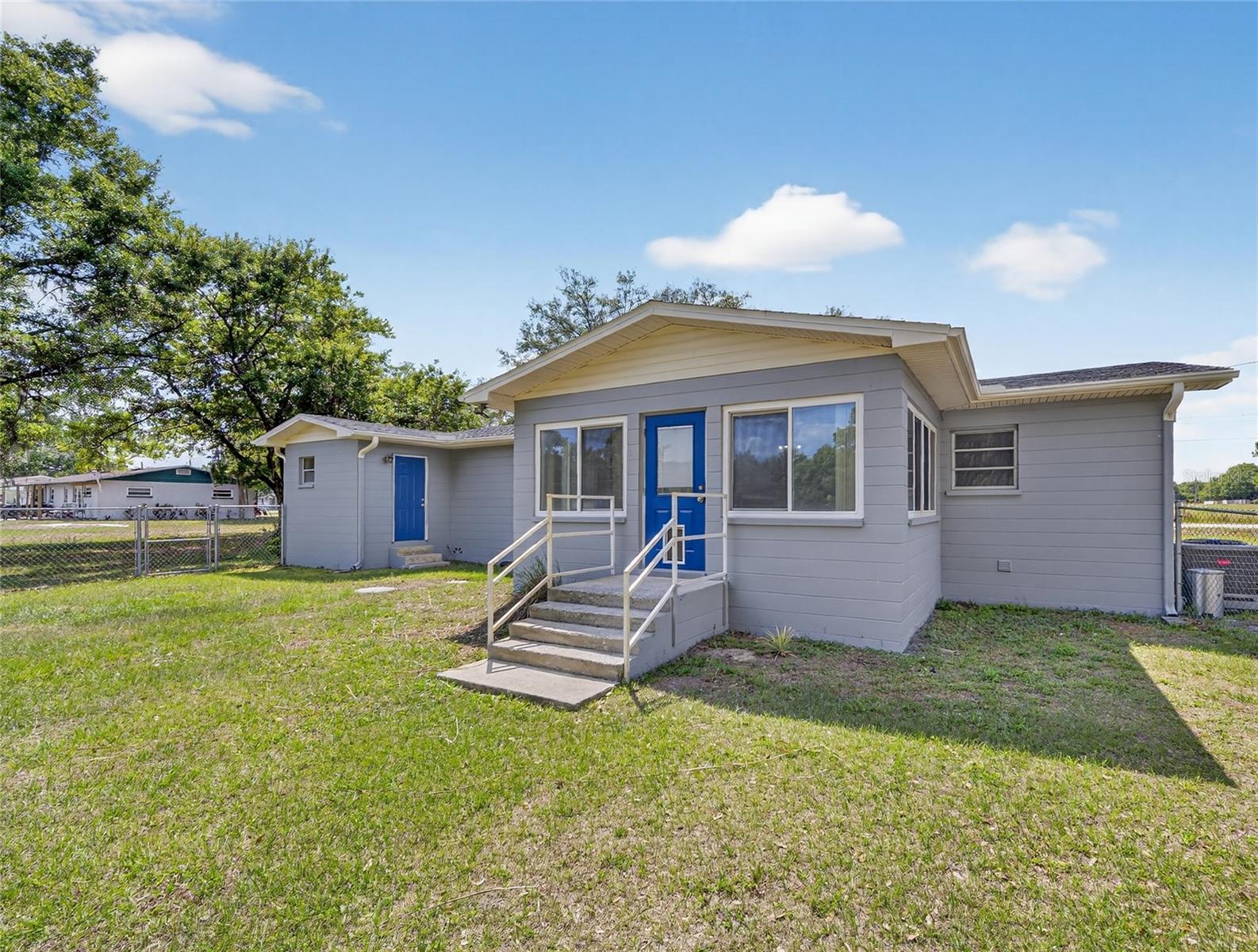 Image 13 of 58 For 2015 Sandford Road