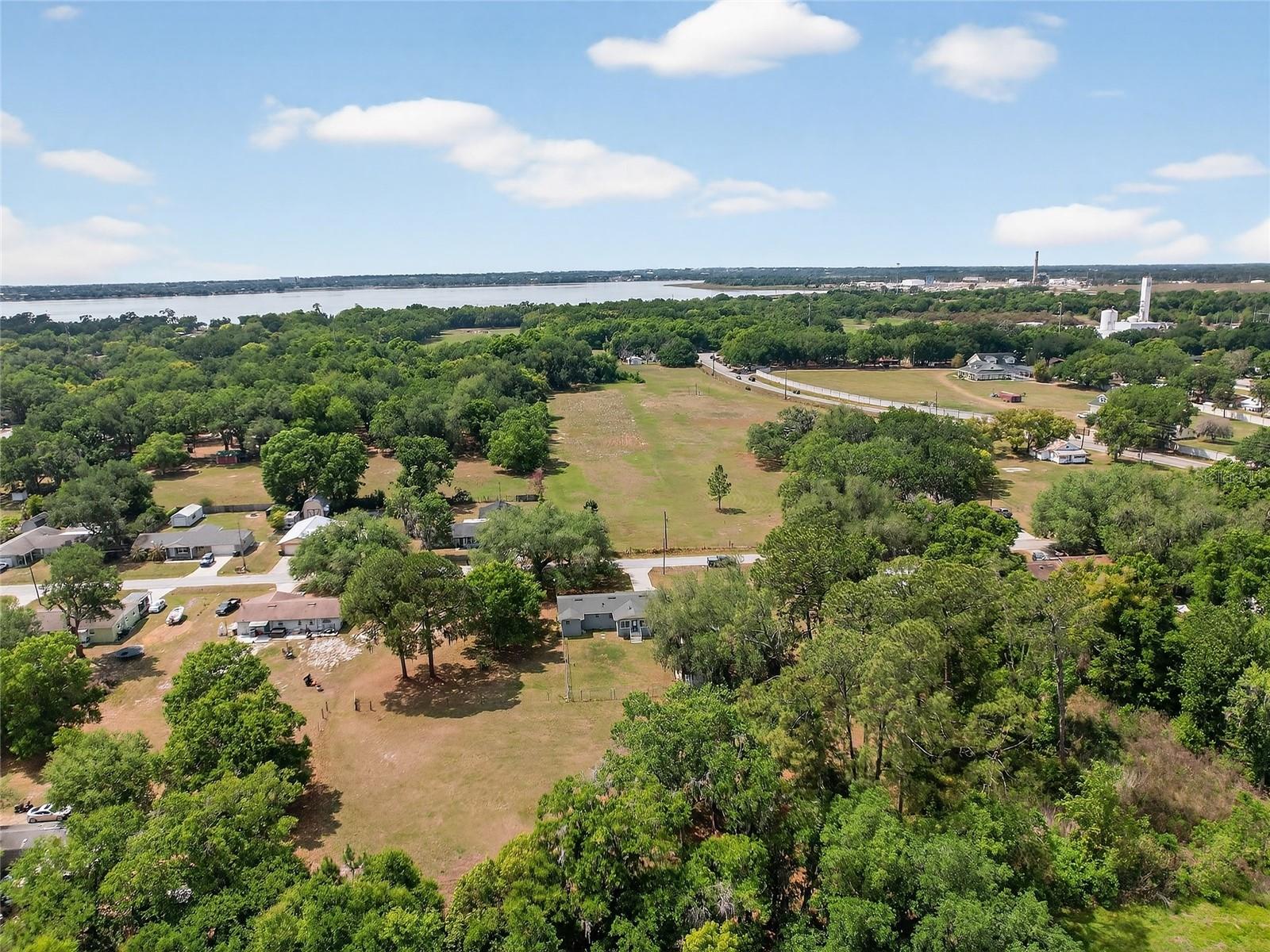 Image 19 of 58 For 2015 Sandford Road