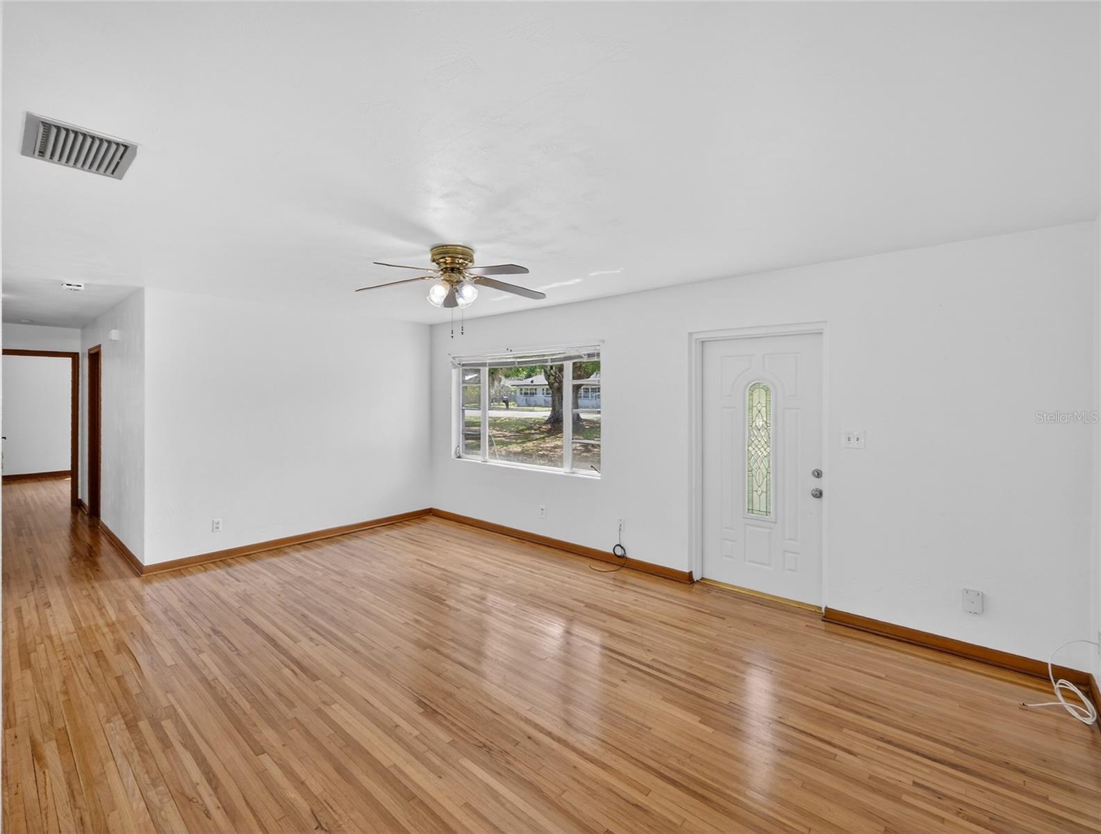 Image 22 of 58 For 2015 Sandford Road