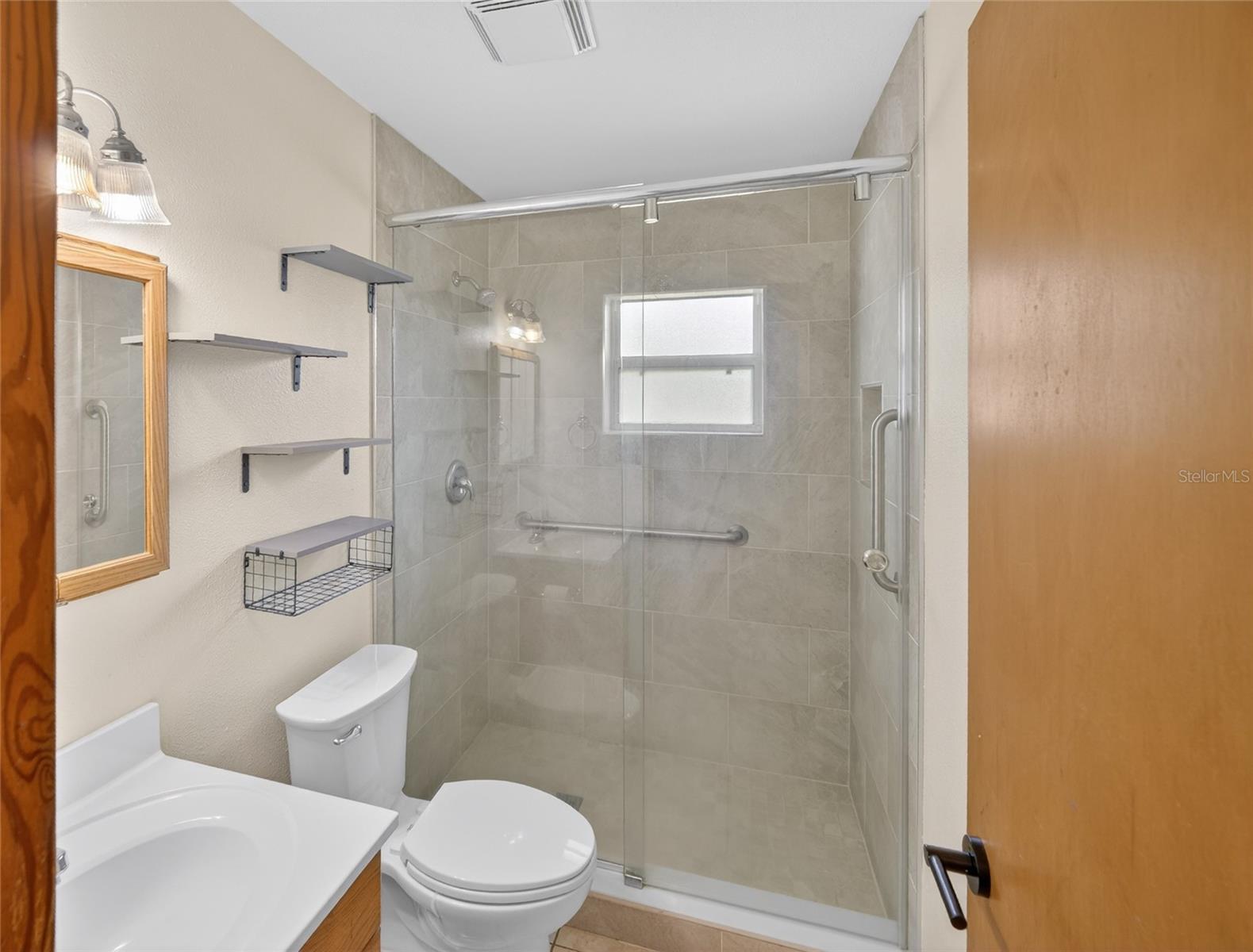 Image 38 of 58 For 2015 Sandford Road