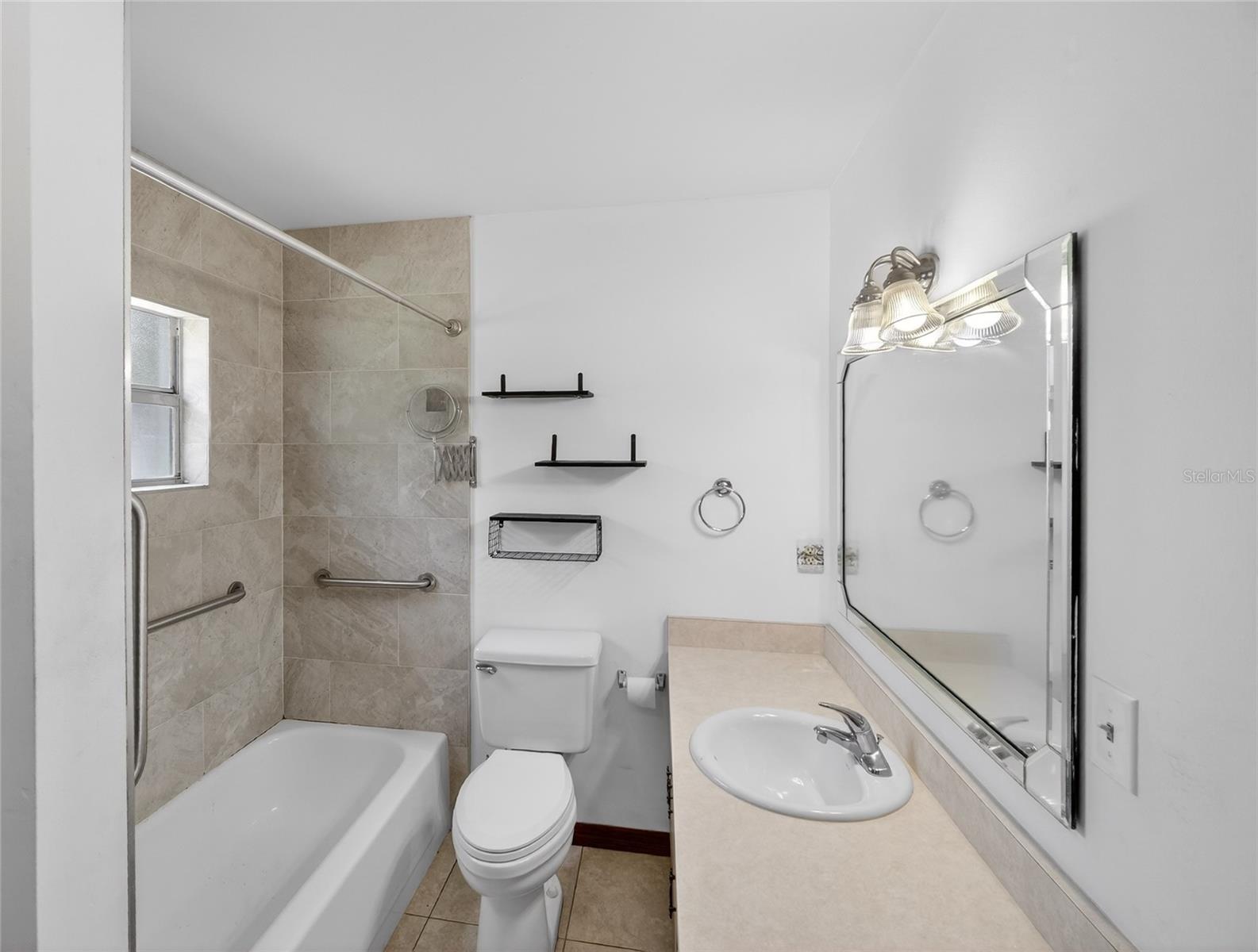 Image 40 of 58 For 2015 Sandford Road