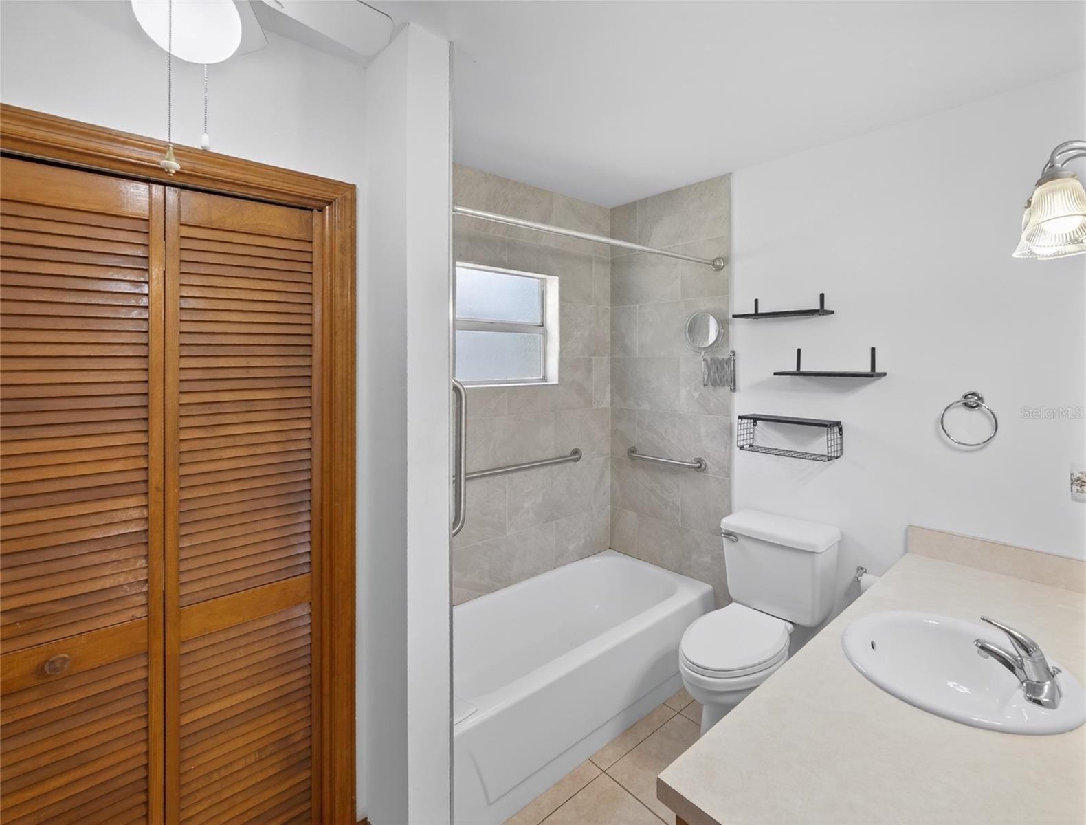 Image 41 of 58 For 2015 Sandford Road