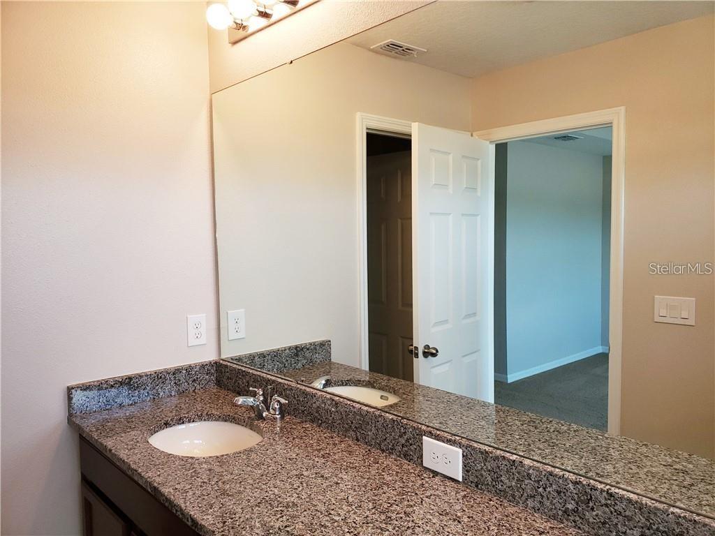 Image 9 of 33 For 15915 Marina Bay Drive