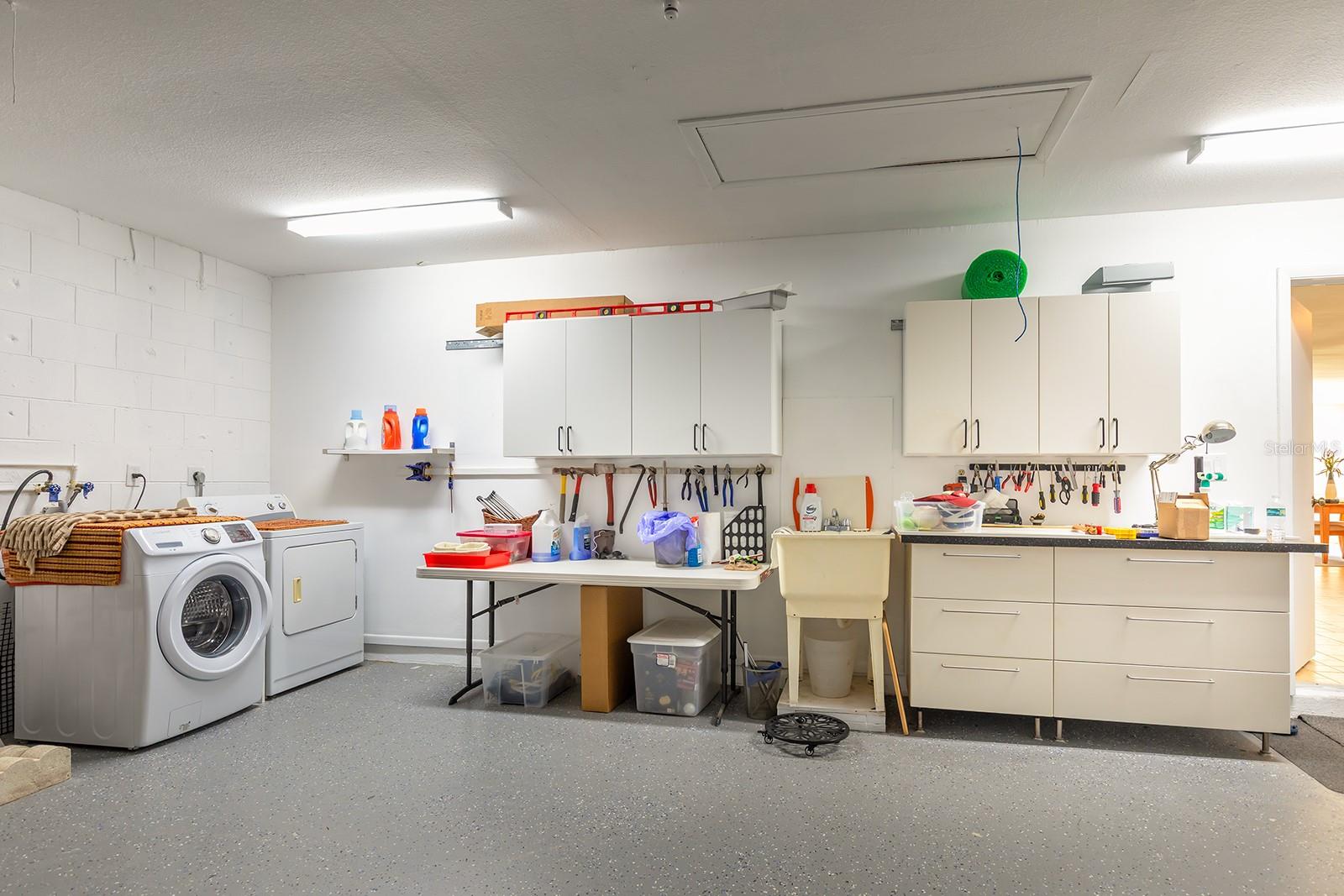 Image 21 of 24 For 10727 Windsor Court