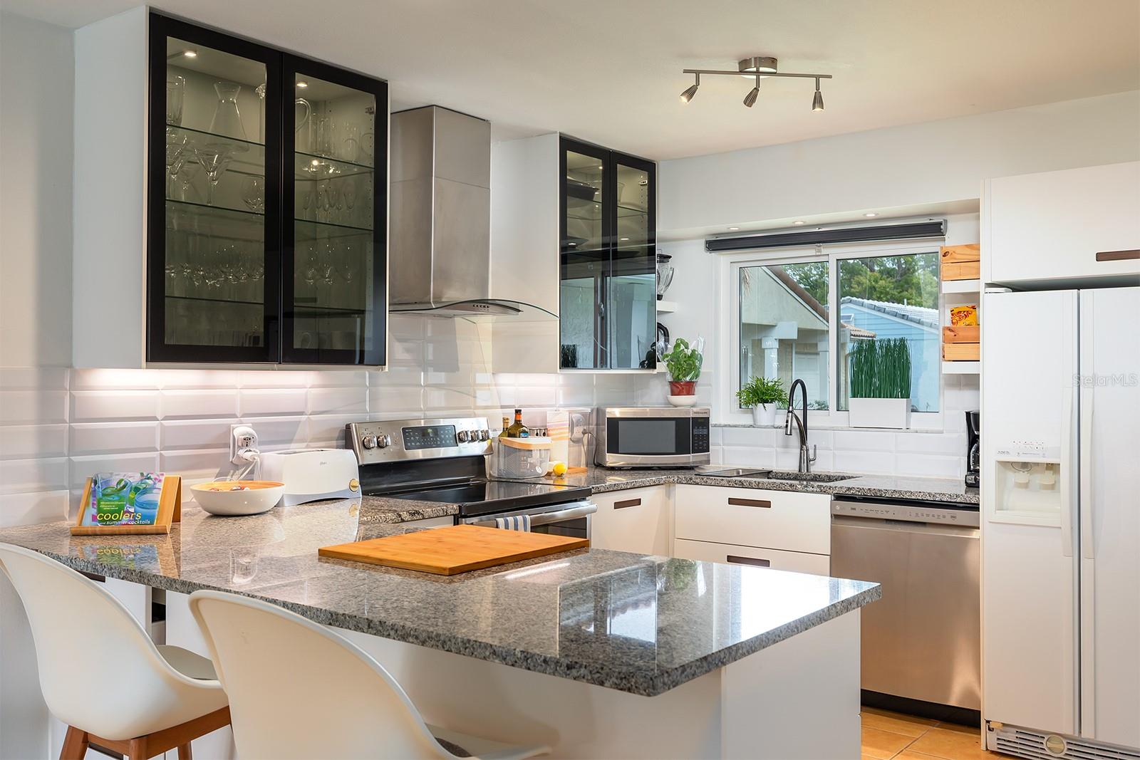 Image 5 of 24 For 10727 Windsor Court